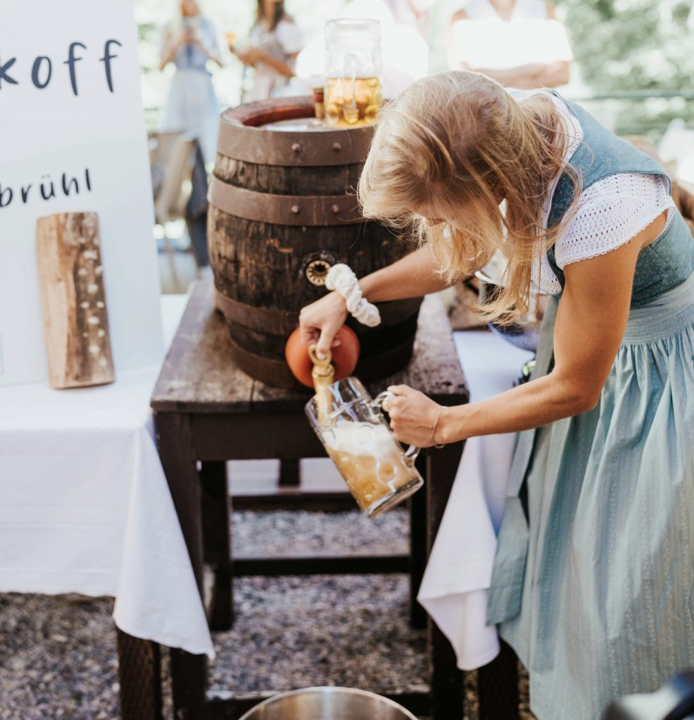 Holzfassbier selber zapfen Sommerfest M&uuml;nchen